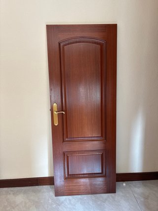 Puertas de roble nuevas