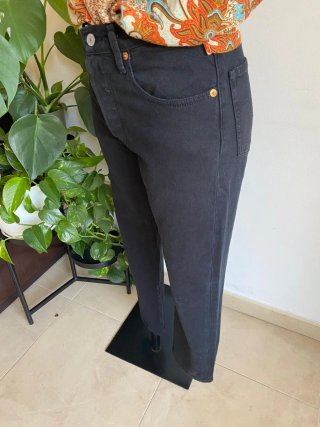Pantalón tejano negro