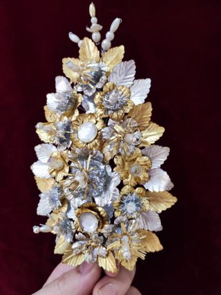 Ramillete de mano de flores de talco