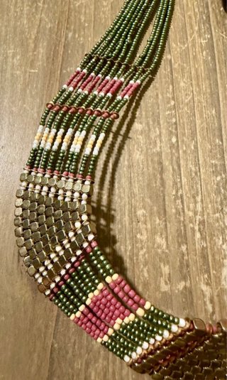 Collar Isis
