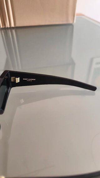 Gafas de sol mujer Yves Saint Laurent negras
