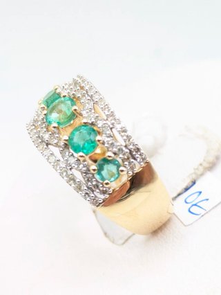 Anillo Oro 18k Diamantes y Esmeraldas