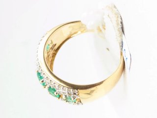 Anillo Oro 18k Diamantes y Esmeraldas