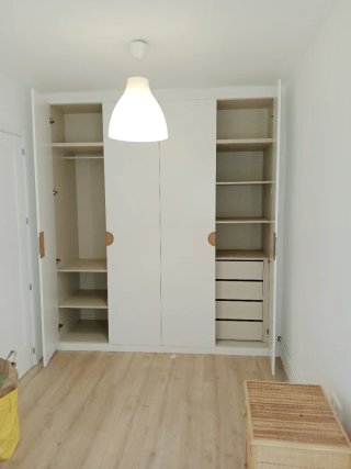 Armarios a medida blancos de madera