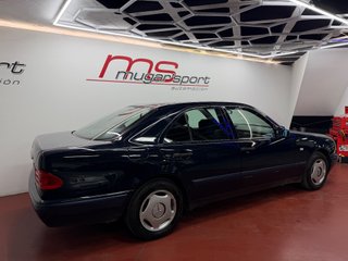 Mercedes-Benz Clase E E 240 ELEGANCE