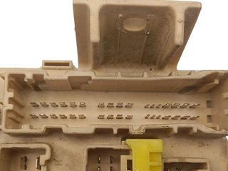 CAJA RELES / FUSIBLES TOYOTA AVENSIS BERLINA (T25