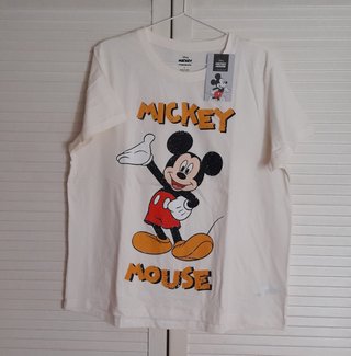 Camiseta Mickey Mouse color amarillo 100% algodon