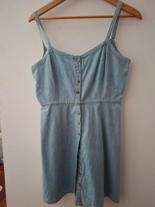 Vestido vaquero tirantes botones