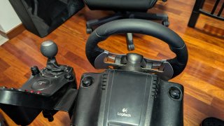 Volante Logitech G27 + plataforma soporte