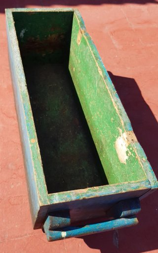 Caja de madera decorativa