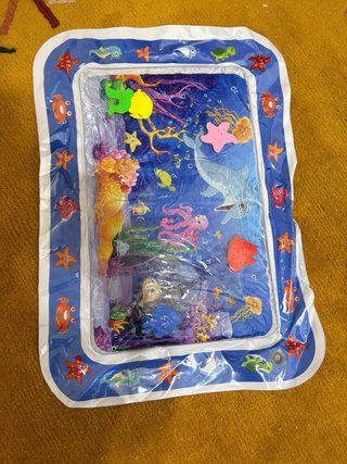 Tapete de agua infantil marino
