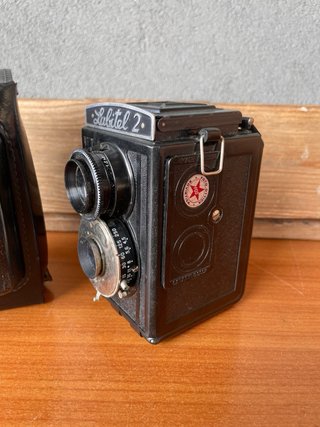 Lubitel 2 Lomo Fotocamera Analogica vintage medio