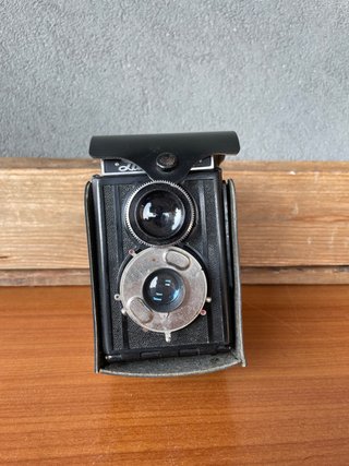 Lubitel 2 Lomo Fotocamera Analogica vintage medio