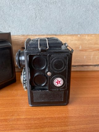 Lubitel 2 Lomo Fotocamera Analogica vintage medio