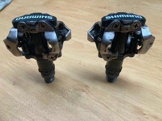 Pedales Shimano SPD M520