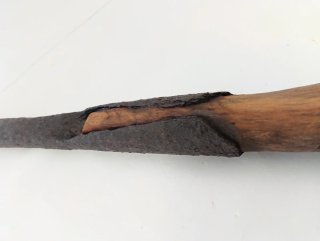 Formón antiguo hecho a mano
