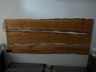 Mueble TV madera claro con cajones