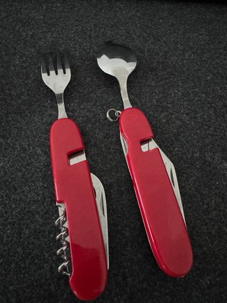 Coltello multiuso 2 in 1 con posate