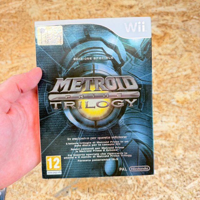 Metroid Prime Trilogy Wii completo italiano