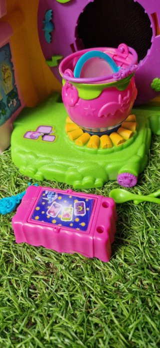 Pin y Pon Casa Brujitas y Muñeca