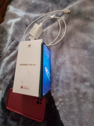 Huawei P40 Lite + Accesorios