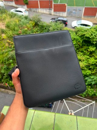 Bolso bandolera Lacoste negro original
