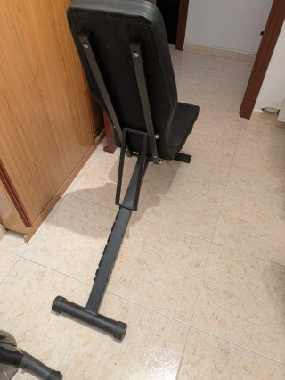 Pesas 20kg con Maletín+4 pesas 5kg+2 de1,5kg+banco