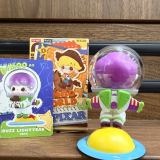 Figura Dimoo World x Pixar Buzz Lightyear