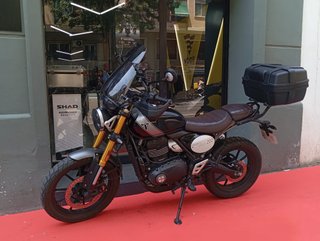 Triumph 400X Año 2024