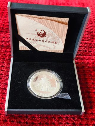 Moneda onza Panda China 2014 con 31,1g plata pura