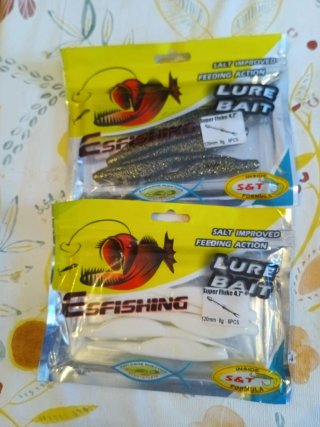 Señuelos de pesca ESFISHING Super Fluke 4.7