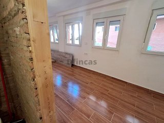 Local comercial en alquiler en Ensanche en Teruel