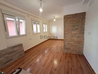 Local comercial en alquiler en Ensanche en Teruel