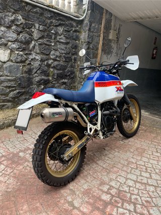 Honda XL 600 con motor Dominator 650