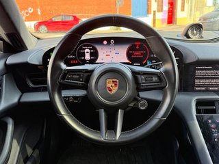 Porsche Taycan -