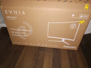 Monitor Philips 31.5 180Hz