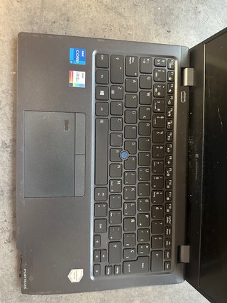 Despiece Portátil Dynabook. placa,micro,teclado