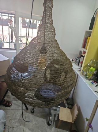 Lámpara de techo malla dorada