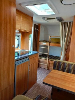 CARAVANA BURSTNER  PREMIO 480 con AA.CC y MOVER