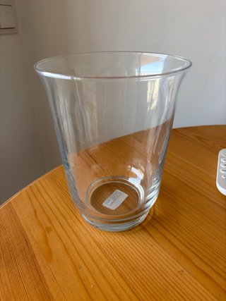 Jarrón de cristal transparente