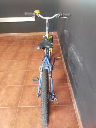 Bicicleta infantil azul Decathlon