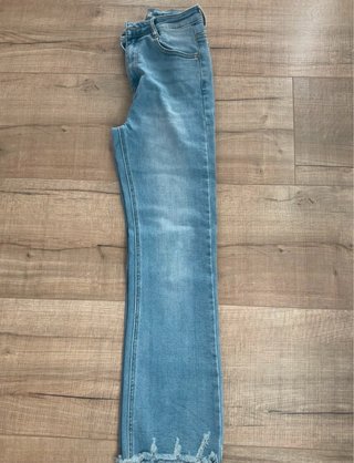Pantalones vaqueros acampanados