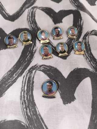 Lote 10 pins vintage FC Barcelona 1997