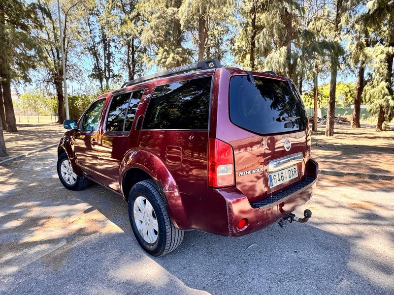 Nissan Pathfinder 2006 - foto 1