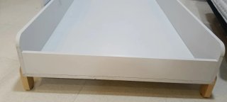 Cama 90x190 con barrera de seguridad