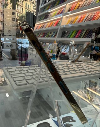 iPhone 14 Pro dorado
