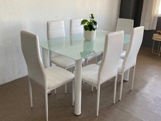 Nuevo comedor mesa con 6 sillas blanca