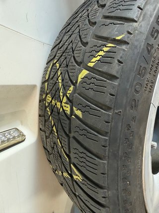 Llantas Mini JCW 17 con neumáticos