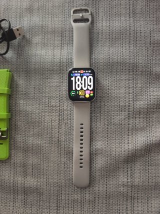 Amazfit Bip 5 Smartwatch + Cargador y Correas