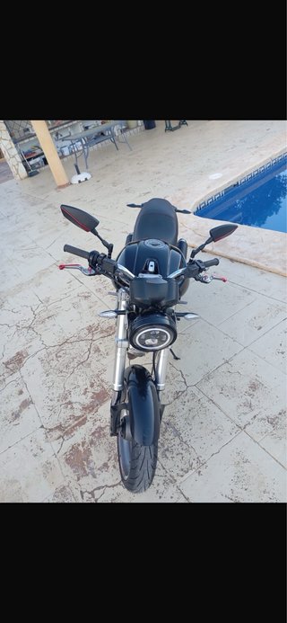 Ducati Monster Edición Limitada Negra